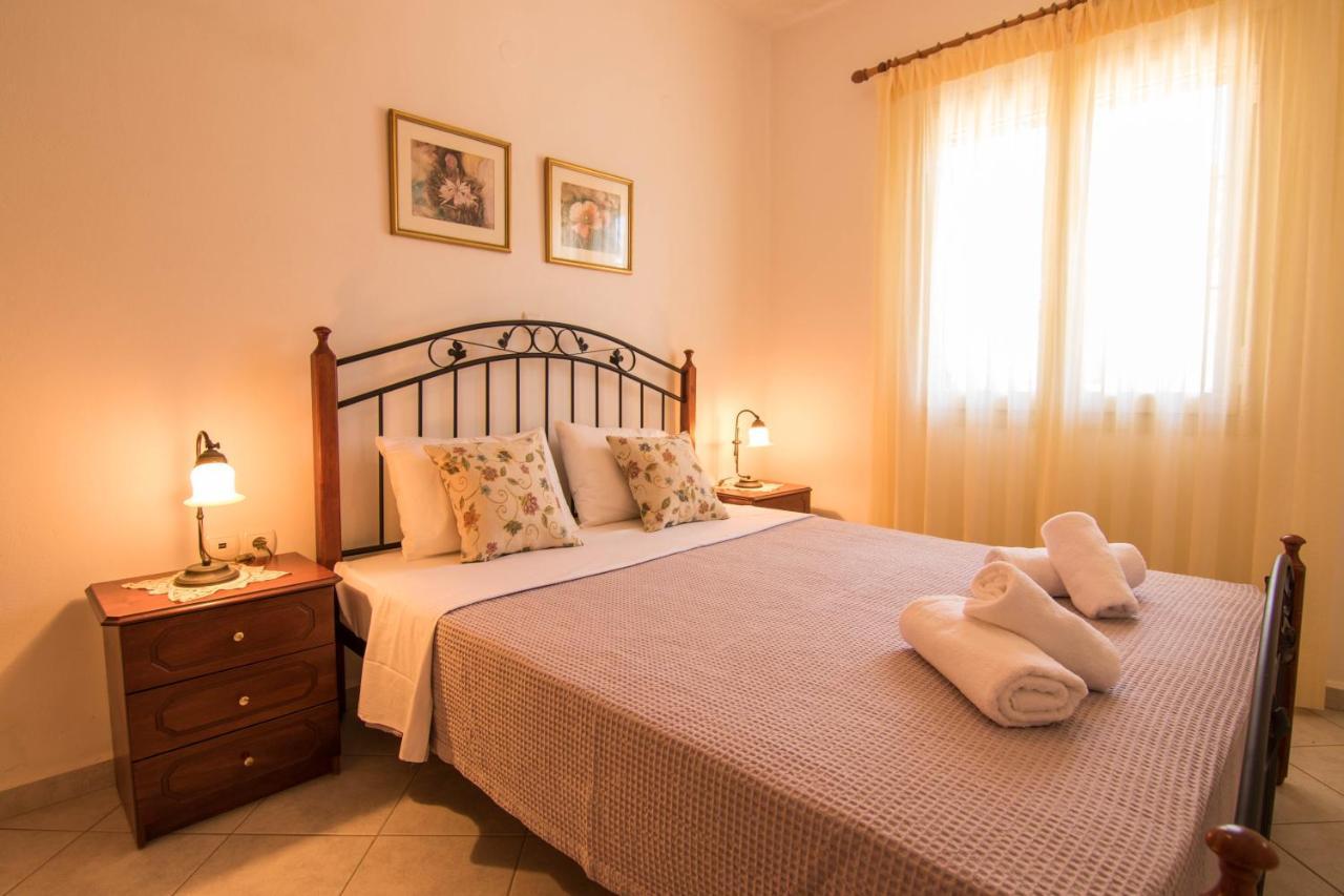 Fedra Apartments, View, Free Parking, 2Mins To Beach Palaikastro Exterior foto